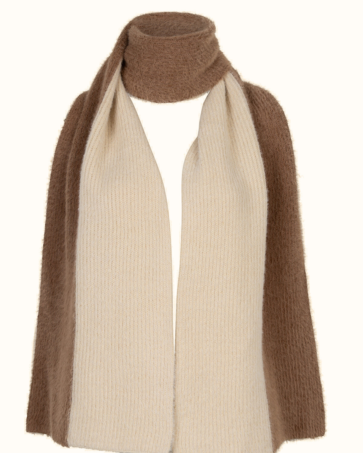 Victore Fluffy Scarf