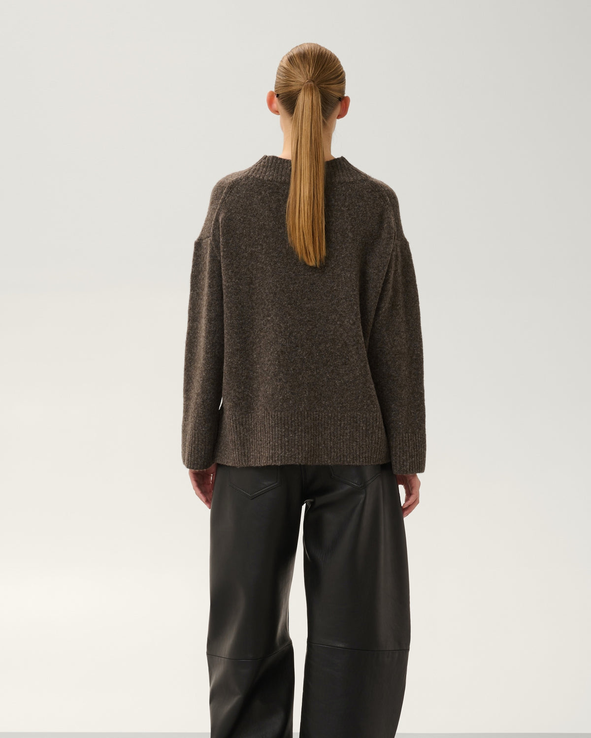 Bean V-Neck Pullover