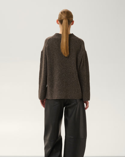 Bean V-Neck Pullover