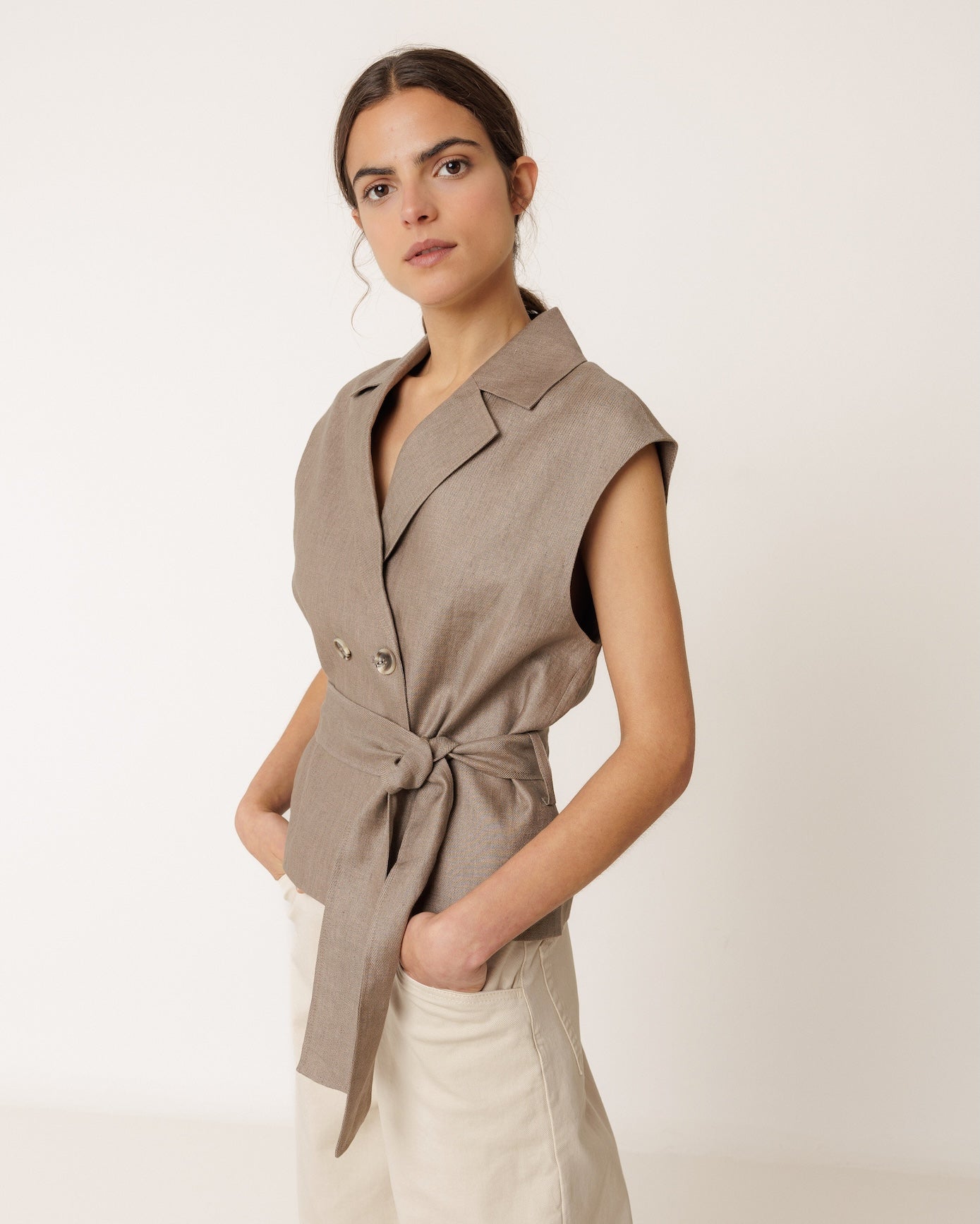 Indi Vest