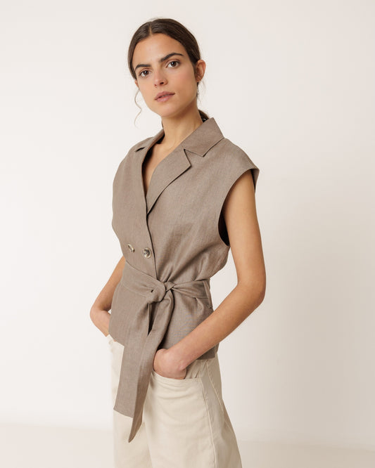 Indi Vest