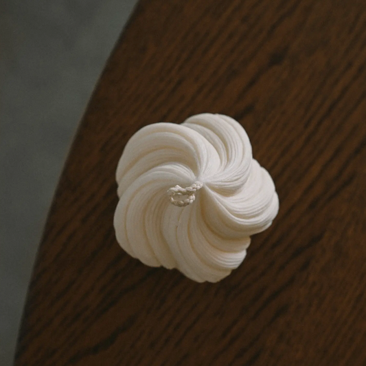 Flow Candle