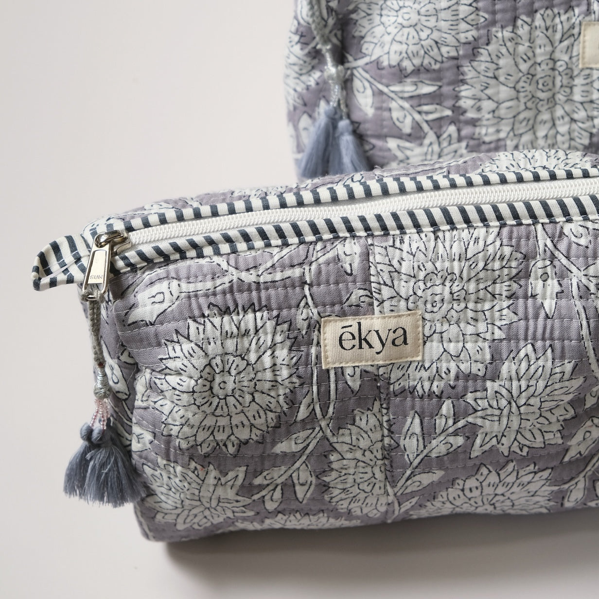 Pretty Lilac Pouch