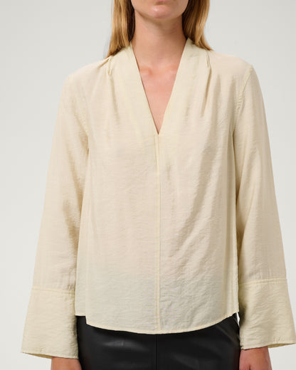 Leodora Merapi V-Neck Blouse
