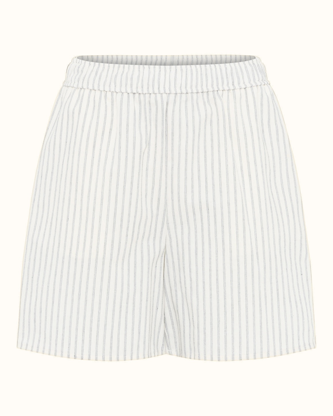 Stinna Shorts
