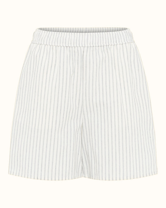 Stinna Shorts