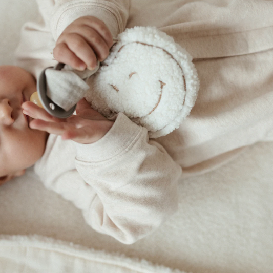 Pacifier Cuddle - Teddy Snow